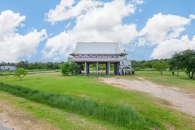 7526 3rd Avenue, Sabine Pass, TX 77640 - Photo 1