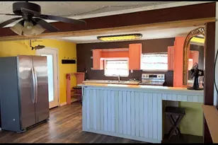 7526 3rd Ave, Sabine Pass, TX 77640 - Photo 4