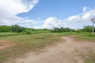 7526 3rd Ave, Sabine Pass, TX 77640 - Photo 24