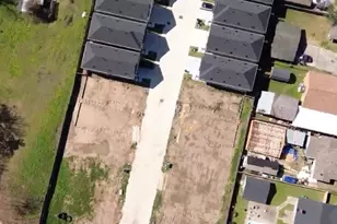 321 Charlock St, Houston, TX 77022 - Photo 20