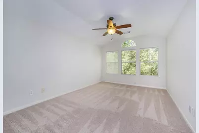 158 N Magnolia Pond Place, The Woodlands, TX 77381 - Photo 12