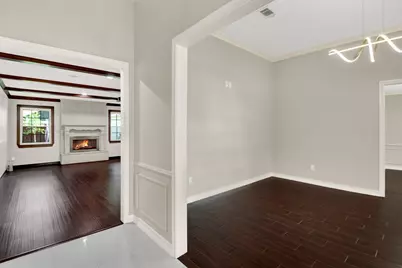 5315 Lawn Arbor Drive, Houston, TX 77066 - Photo 6