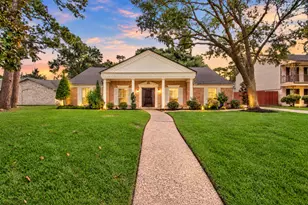 5315 Lawn Arbor Dr, Houston, TX 77066 - Photo 2
