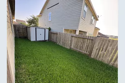 10769 S Lake Mist Lane, Willis, TX 77318 - Photo 18