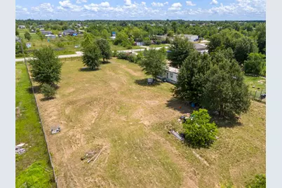 1586 County Road 3542, Cleveland, TX 77327 - Photo 2
