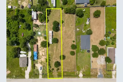1586 County Road 3542, Cleveland, TX 77327 - Photo 4