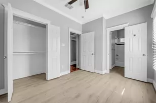 1029 W 15th 1/2 St, Houston, TX 77008 - Photo 20