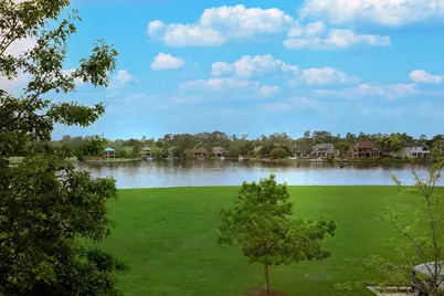 190 W Breezy Way, The Woodlands, TX 77380 - Photo 4