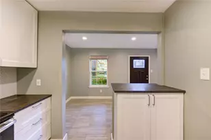 3224 Timmons Ln, Houston, TX 77027 - Photo 4