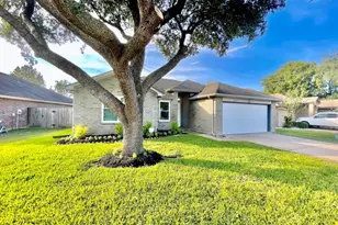 6935 Creek Village Dr, Katy, TX 77449 - Photo 2
