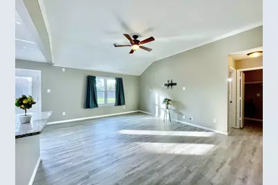 6935 Creek Village Drive, Katy, TX 77449 - Photo 8