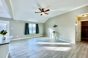 6935 Creek Village Dr, Katy, TX 77449 - Photo 8