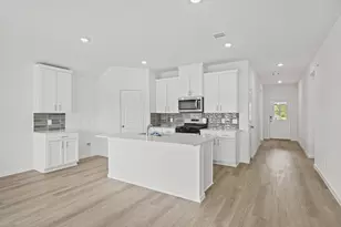 8931 Phoebe Bnd Dr, Montgomery, TX 77316 - Photo 2