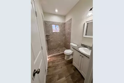 16601 E Ivanhoe, Montgomery, TX 77316 - Photo 10