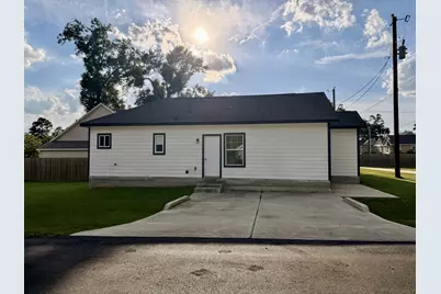 16601 E Ivanhoe, Montgomery, TX 77316 - Photo 1