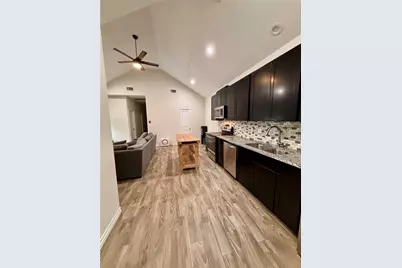 16601 E Ivanhoe, Montgomery, TX 77316 - Photo 6