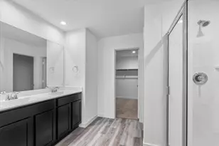 3221 Rainwood Gate Dr, Houston, TX 77047 - Photo 8