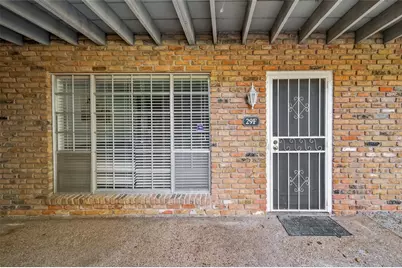 2201 Fountain View Drive #29, Houston, TX 77057 - Photo 2