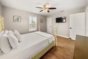 2008 71st St, Galveston, TX 77551 - Photo 12