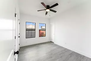 205 S 2nd St, Beasley, TX 77417 - Photo 22