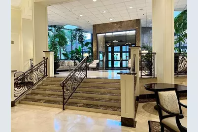 3525 Sage Road #704, Houston, TX 77056 - Photo 2