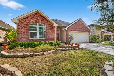 2905 Fountain Brook Court, Pearland, TX 77584 - Photo 2