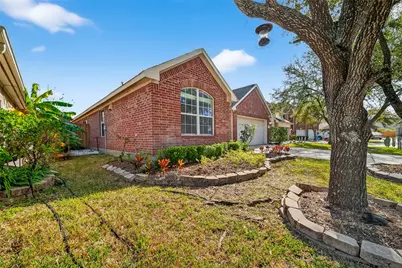 2905 Fountain Brook Court, Pearland, TX 77584 - Photo 4