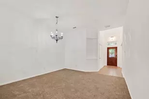 2905 Fountain Brook Ct, Pearland, TX 77584 - Photo 6