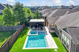 8914 Stonebriar Creek Crossing, Tomball, TX 77375 - Photo 6