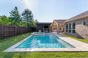 8914 Stonebriar Creek Crossing, Tomball, TX 77375 - Photo 10