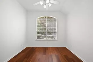 22 Colewood Ct, The Woodlands, TX 77382 - Photo 30