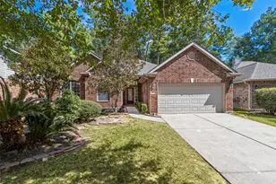 22 Colewood Ct, The Woodlands, TX 77382 - Photo 2
