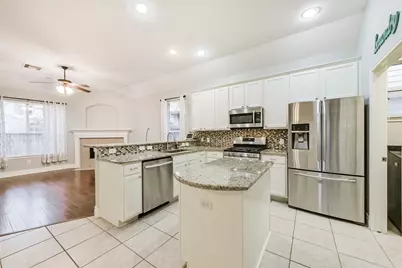 1065 Brigid Court, Dickinson, TX 77539 - Photo 10