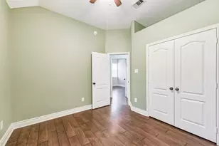 1065 Brigid Ct, Dickinson, TX 77539 - Photo 28