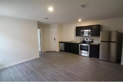 7925 Way Street, Houston, TX 77028 - Photo 6