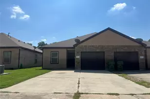 600 E Waring St, Dayton, TX 77535 - Photo 1