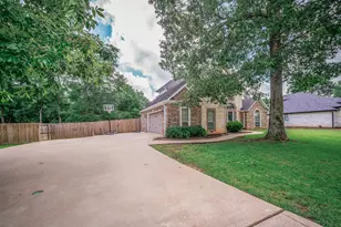 1414 Nottingham, White Oak, TX 75693 - Photo 2