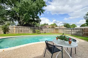 16747 Square Rigger Ln, Friendswood, TX 77546 - Photo 32