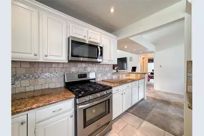 16747 Square Rigger Lane, Friendswood, TX 77546 - Photo 10