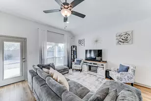 204 Shoreview Dr, Conroe, TX 77303 - Photo 20