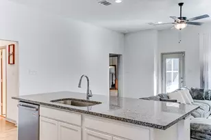 204 Shoreview Dr, Conroe, TX 77303 - Photo 14