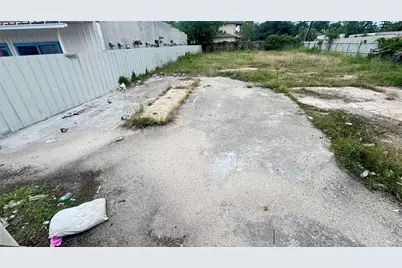 6513 Laura Koppe Road, Houston, TX 77016 - Photo 20
