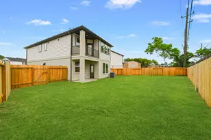 2990 Pk Hl Ln, Stafford, TX 77477 - Photo 22