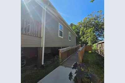 11821 Cardiff Road, Houston, TX 77076 - Photo 6