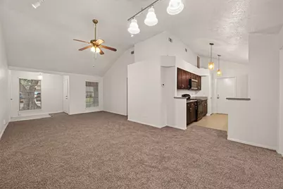 2714 S Brompton Drive, Pearland, TX 77584 - Photo 8