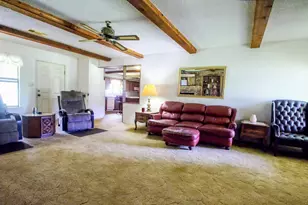 5201 W Zephyr Dr, Alvin, TX 77511 - Photo 12