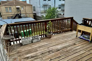 605 W Saulnier St, Houston, TX 77019 - Photo 16