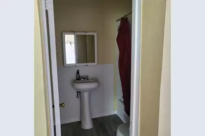 1005 E 35th Street, Houston, TX 77022 - Photo 4