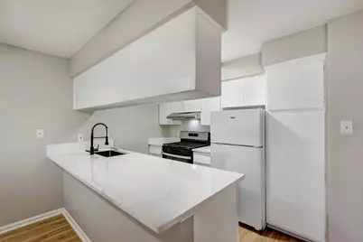1529 Wirt Road #20, Houston, TX 77055 - Photo 6