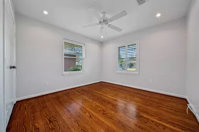 6318 Woodbrook Lane, Houston, TX 77008 - Photo 24